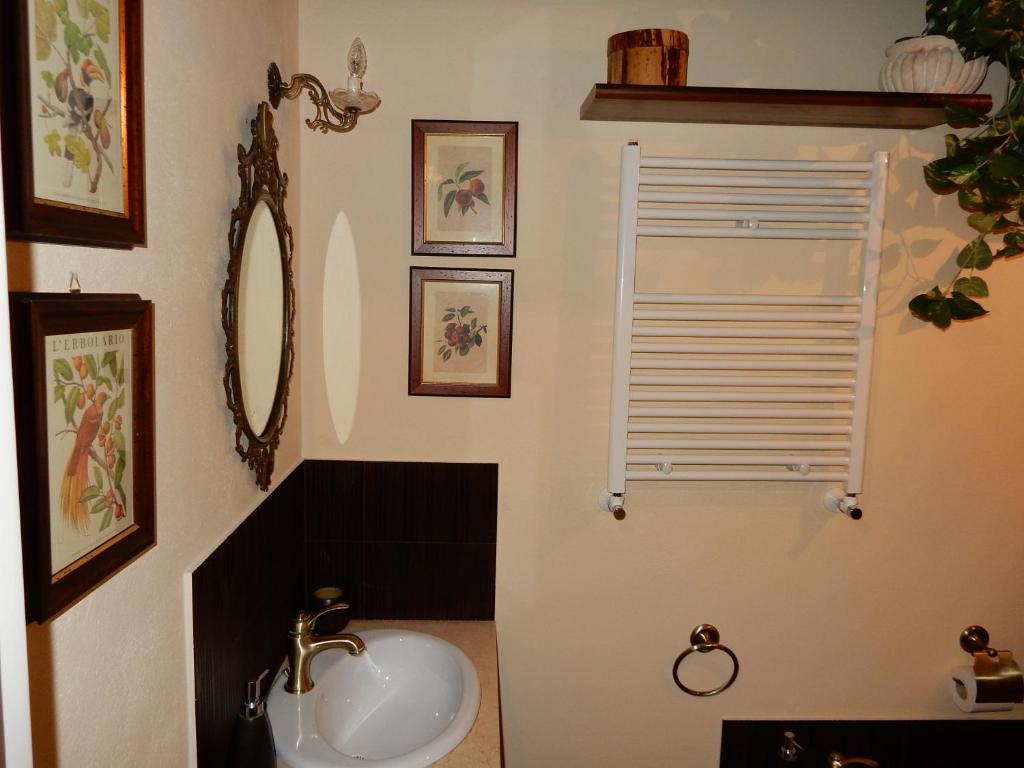 Acasamia room 2