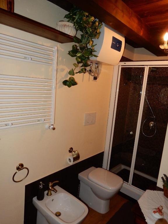 Acasamia room 4